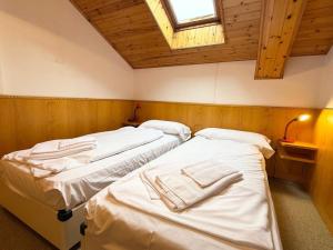 Apartment Roacia-5 by Interhome