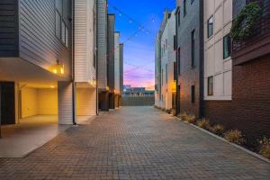 Printers Alley Vibes Rooftop Fire Deck Karaoke