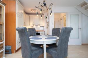 Atlantic Whg 37, Ferijentied