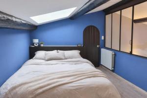 La Maison Bleue