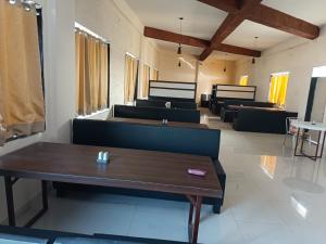 Pushp Vatika Hotel & Resort