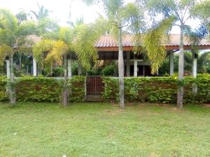 Lake View KIRINDA