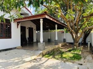 Airport view homestay