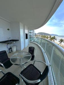 Apt com vista para o mar e churrasqueira
