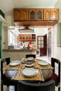 Stylish Magnifique Duplex de Standing, 3 Chambres, Piscine, Proche de Gueliz