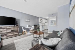 Beach Studio - Smart TV - View