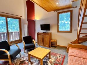 Appartement 3 étoiles à Méribel : 4 chambres, balcon, proche pistes - FR-1-355-49