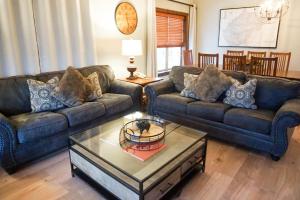 Soaring Eagle #405: 3 Br Location! Slope Side, Hot Tub