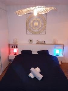 T2 Cosy autonome h24 Parking privé attenant TV 165cm Netflix wi-fi au Rez-de-chaussée