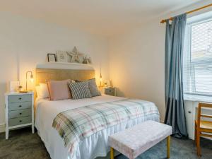 3 Bed in Brixham 64703