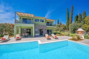 Villa Mandolin by Villa Plus