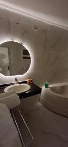 شقة فاخرة بالمهندسين