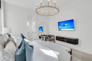 Stunning 5-Bedroom Coastal Retreat in Hanahan