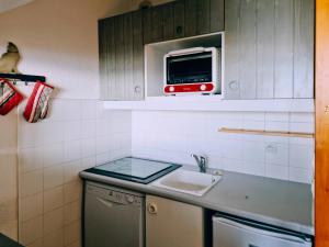 Résidence Ruitor Arc 1800 - Appartement 2 pièces pour 4 personnes avec un jolie vue sur la vallée, proche du télécabine dans le village de Charmettoger à Ar MAE-1783