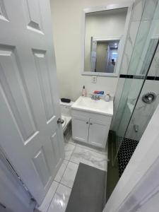 DOWNTOWN-BMO Field Stay-Next to Transit-Restaurants-Station