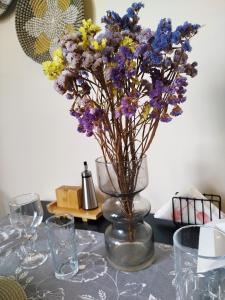 Pelekas Sea View, Kaizer throne, Lalis House