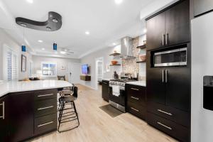 Relaxing Beach Bungalow