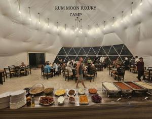 RUM MOON lUXURY CAMP
