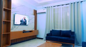 Lake Zone Apartments