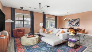 Sleeps 16 8BDR Kid Haven w Pool Arcade Orlando Resort Retreat by AvantStay