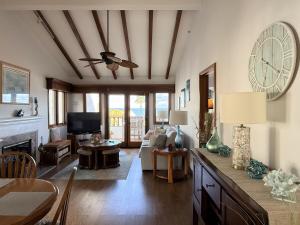 Immaculate Corner Condo with Golf Cart Just Steps to Beach