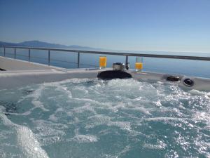 Villa Blue Bay - Infinity Pool & Sea View - Costa del Sol