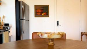 Luxury Designer Hillcrest Apartment with Pool & Gym