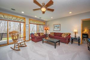 Snowshoe Summit by Railey Vacations