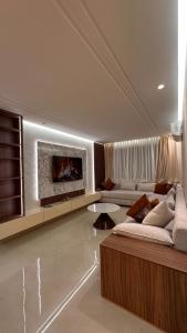 Appartement luxueux avec piscine