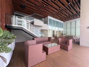 The Ellis Luxe Suites