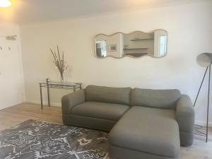 Stylish 1-Bedroom Apartment in the Heart of Cremorne