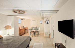 Awesome Apartment In Lindome With Sauna