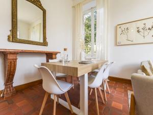 Gîte Charmant au Château - Wifi & Parking Inclus - FR-1-306-1329