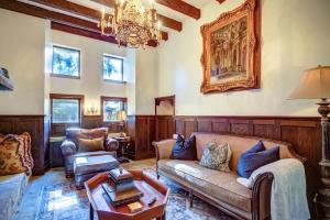 Storybook Cottage with Fireplace