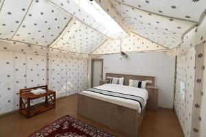 desert Galaxy Camp family Luxury Camp