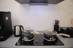 Walnut Cityview Suite | 2BR 2Bath
