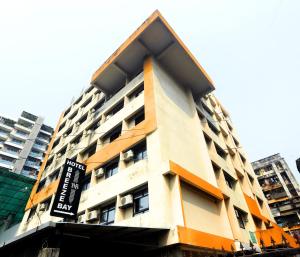 HOTEL BREEZE BAY EX - NEAR US Consulate, BKC