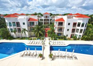 Playacar 3 BDR condo- Reef 102