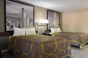 Super 8 by Wyndham Taylorville IL