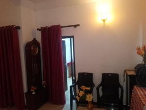 Roshan House
