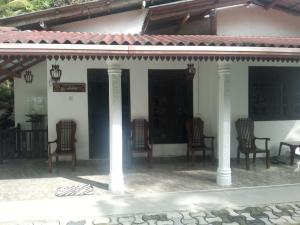 Roshan House