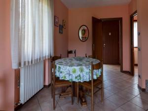 Idyllic cottage next to the beautiful Lake Idro