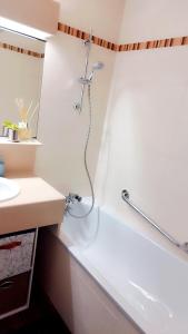 Refuge du Renard au Bord du Lac