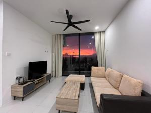 Home2Home Stay Kuching A - The Podium