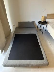 Quiet modern studio in the very heart of Nice