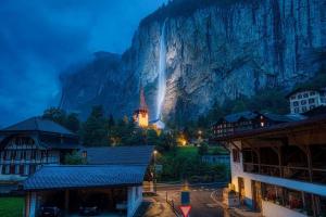 Lauterbrunnen Beautiful Staubbach apartment in a charming Chalet