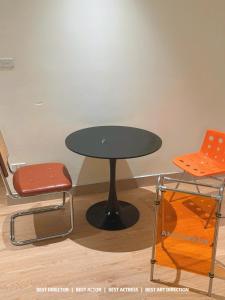 Ins Room 504 Studio - Netflix & Chill - Cau Giay