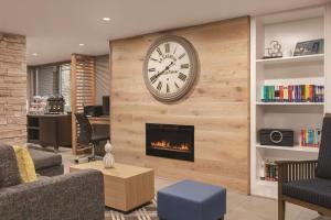 Country Inn & Suites by Radisson, Williamsburg East Busch Gardens , VA