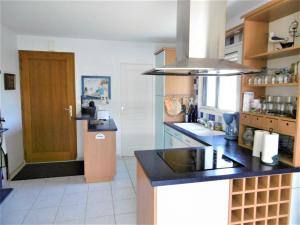 Maison 5 pièces 10 à 12 personnes avec jardin à proximité de la mer WIFI - MAELIG