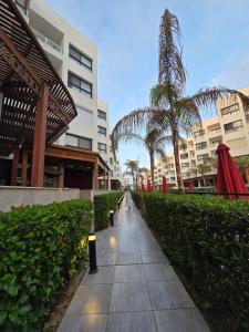 شاليه فندقي أرضي بحديقه خاصه في منتجع بورتوسعيد